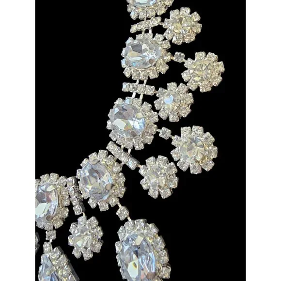 NWOT Large White Crystal Cluster Necklace/Earring Set - Picture 2 of 5